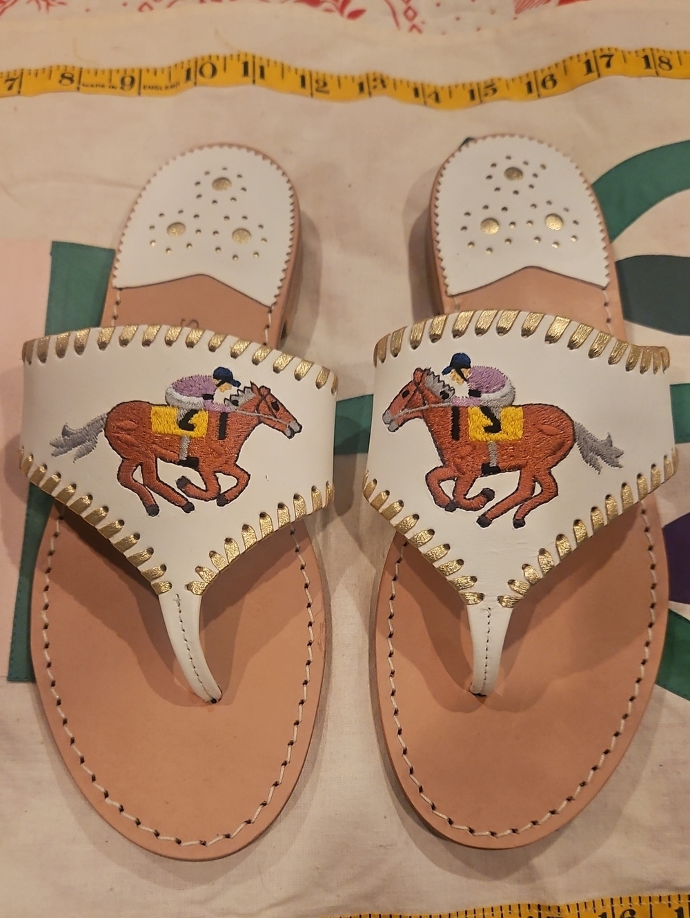 Jack Rogers White Leather Women's Thong Sandals with Horse Embroidery Size 8.5